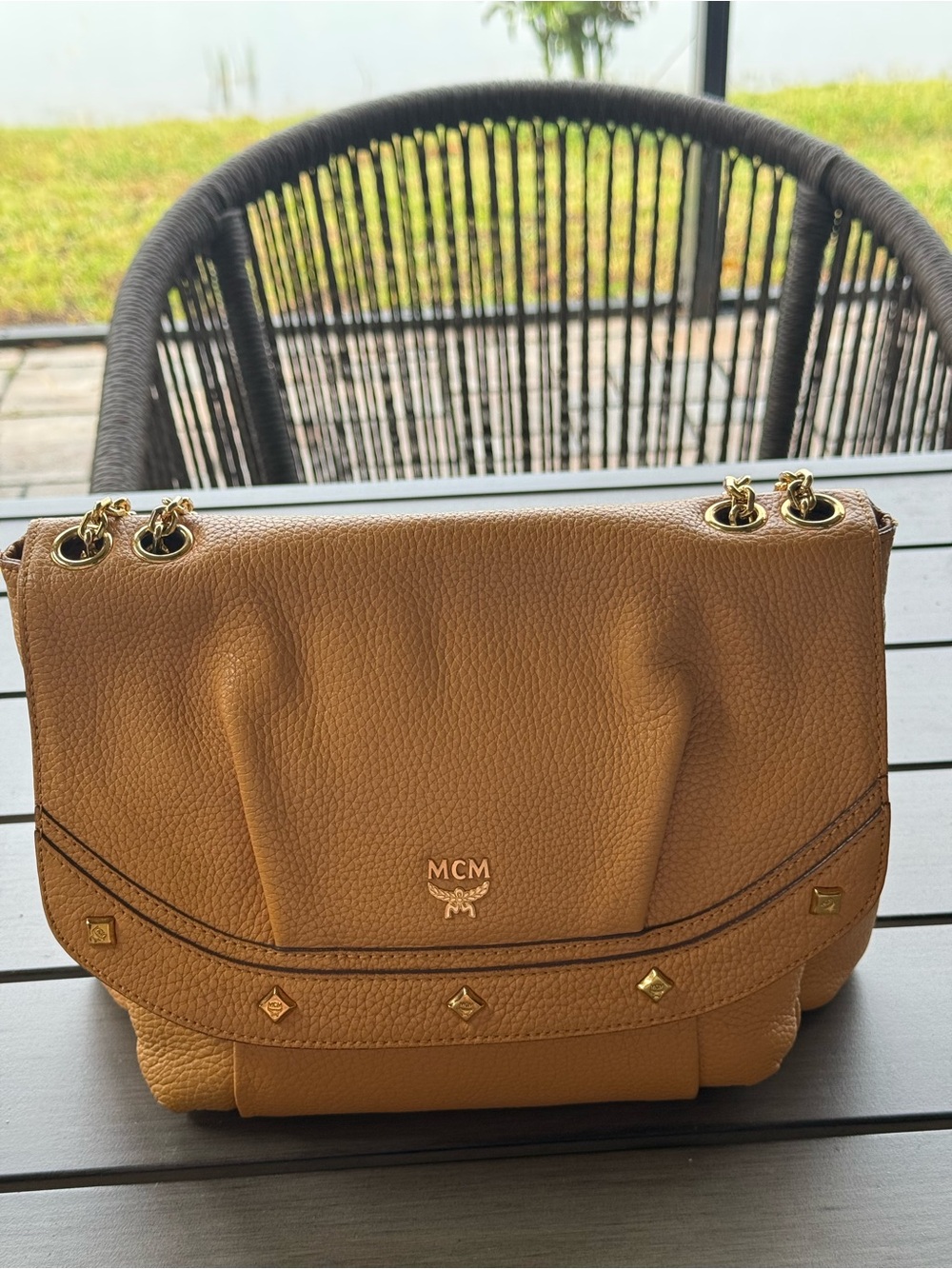 MCM light Brown Leather Shoulder Bag with Gold Chain Straps - Picture 3 of 17